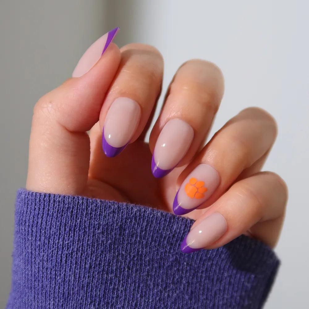 Collegiate Press-On Nails