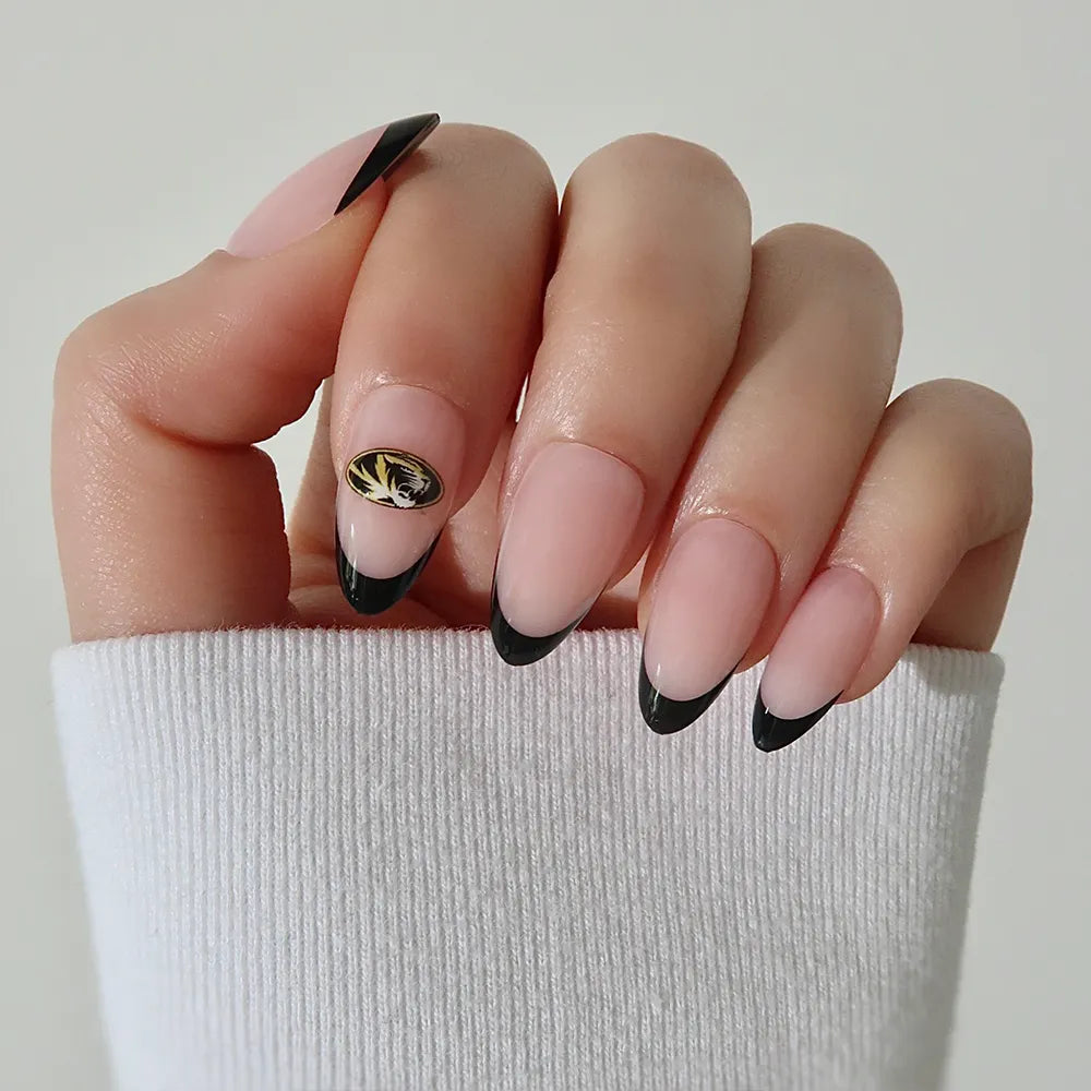 Collegiate Press-On Nails
