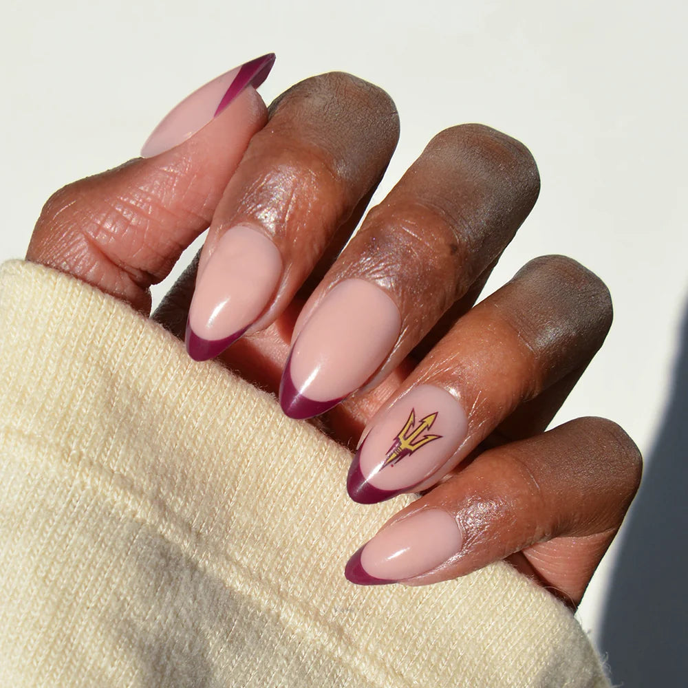 Collegiate Press-On Nails