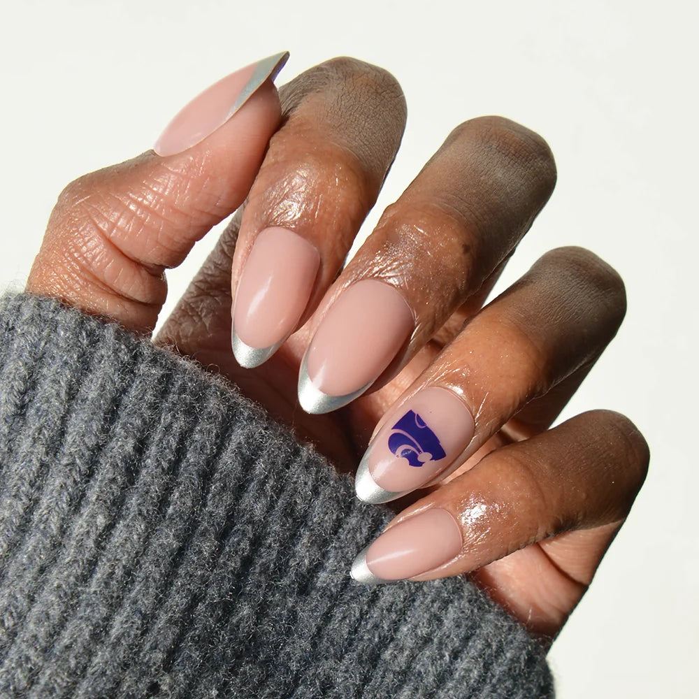 Collegiate Press-On Nails