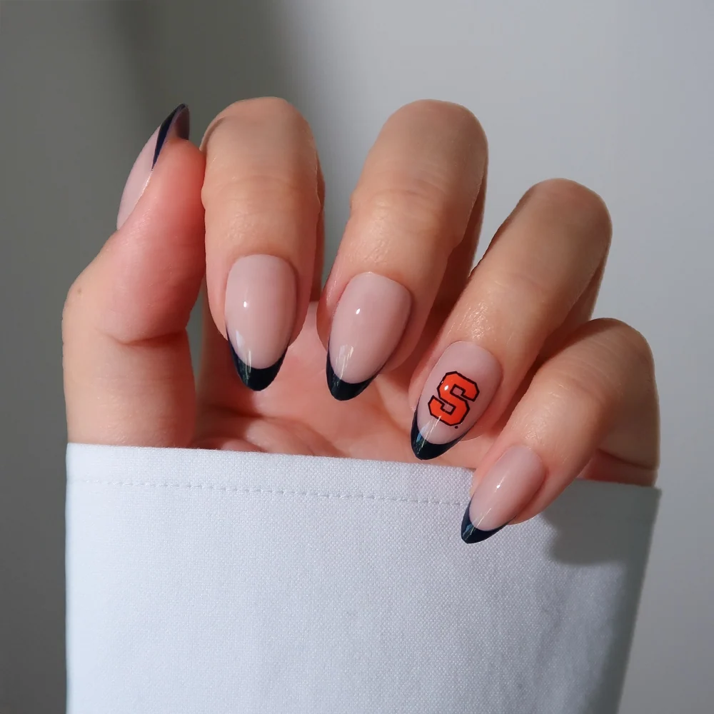 Collegiate Press-On Nails